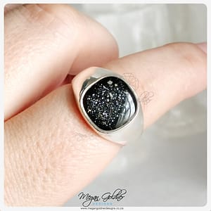 Keepsake Signet Classic Ring