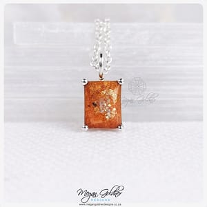 Keepsake Arora Pendant